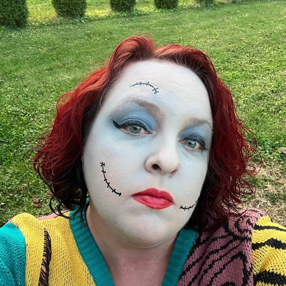 Meet your Posher, Cassandra - Picture 4 of 8